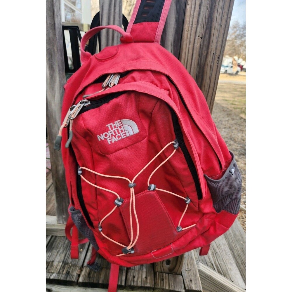 The North Face Jester Outdoor Hiking School Backpack Pink / Red. Lots Of Pockets